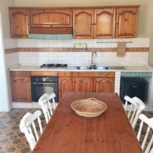 Modern Apartment in Gioia del Colle, Fenced Garden, 50 m²