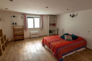 Villas Loft d'exception 350m2 spacieux et lumineux avec piscine a 15 min de la mer : photos des chambres