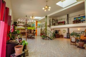 Villas Loft d'exception 350m2 spacieux et lumineux avec piscine a 15 min de la mer : photos des chambres