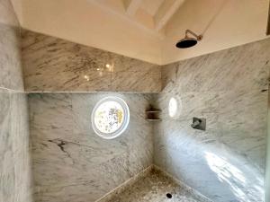 by Calamari Homes - El Porvenir 401 walled city