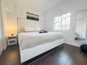 Dos Casitas Design District #1 - 3 Bedroom House