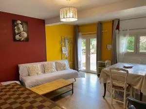 Catalunya Les 3 gîtes jardin vue montagne calme T2 - Dorres