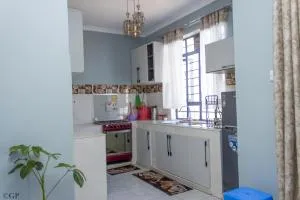 CRYSTAL HOMES By CHEMA - Twaandu