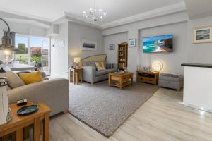 Manor House Apartment 16