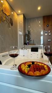 Queen Room with Spa Bath room in SABIHA GOKCEN HOTEL İSTANBUL HOUSES