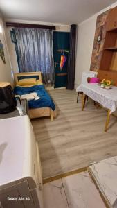 Apartment With Garden