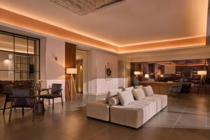 M Village Hotel Thợ Nhuộm