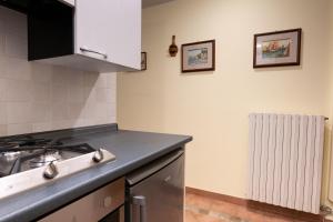 Suite Carla cozy apartment in Petrasanta center