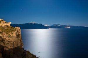 La Maltese Oia Luxury Suites Santorini Greece