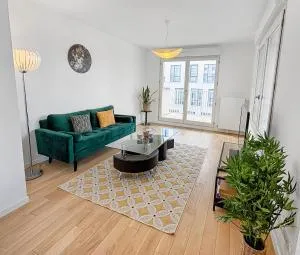 Balcon ensoleillé, design moderne - 国玺