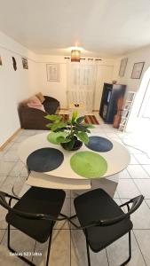 Maisons d'hotes 3 rue Maurice Utrillo : photos des chambres