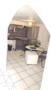 Maisons d'hotes 3 rue Maurice Utrillo : photos des chambres