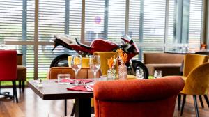 Hotels Hotel Les Genets Bayonne : photos des chambres