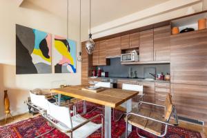 Artist Residence by STN