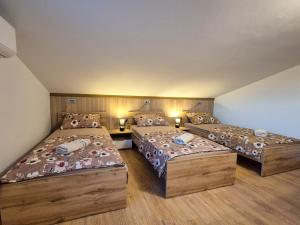 Bijeg u mir, Dvosobni apartman