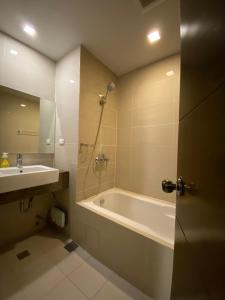 Mactan Seaview near Airport