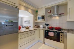 Private Villa, Heated Pool Puerto Banus Marbella