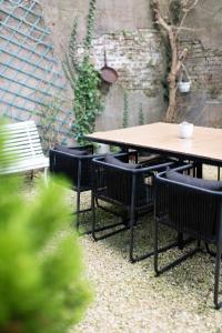 Maisons de vacances La Maison Bleue, terrasses et vue panoramique mer : photos des chambres