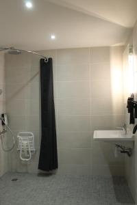 Hotels Kyriad Anglet - Biarritz : Studio