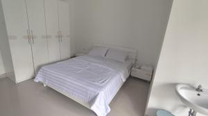 Backyard Guest House