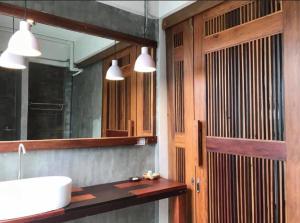 ธนสาร ดงละคร