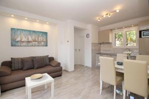 Sunshine Residence Baska