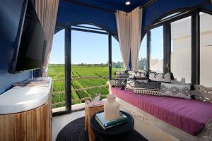 Stunning Ricefield View Kaba-Kaba North Pererenan Canggu Luxury Loft Villa KK1
