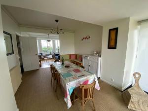 CARANTEC FAMILY HOME WITH GARDEN 6 persons