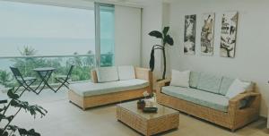 Edificio Mares de Coveñas apto frente al Mares de coveñas