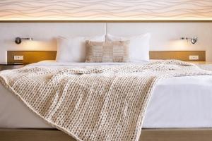 Queen/Queen Room with View and Balcony room in The Hotel Zamora