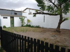 Casa en barrio tranquilo Necochea