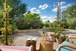 Maisons d'hotes Domaine Les Petites Vaines : photos des chambres