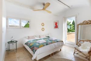 Maisons d'hotes Domaine Les Petites Vaines : photos des chambres