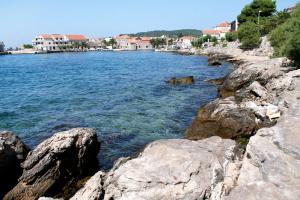 Apartments by the sea Sucuraj, Hvar - 578