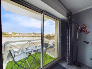 Appartement cosy pour 4, vue sur la Vie