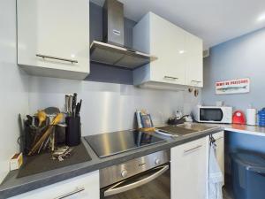 Appartement cosy pour 4, vue sur la Vie