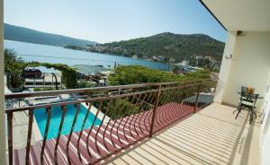 Beachfront Holiday Home MaMi