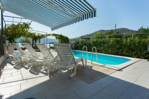 Beachfront Holiday Home MaMi