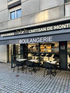 Appartements appartement 2 pieces 5min gare val d'Europe parking inclus : photos des chambres