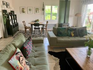 Villas Jolie maison de vacances proche lac : photos des chambres