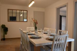 Appartements Le Nid des Cigognes avec terrace : photos des chambres