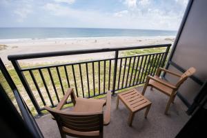 Traditional Double Room room in Shell Island Resort - All Oceanfront Suites