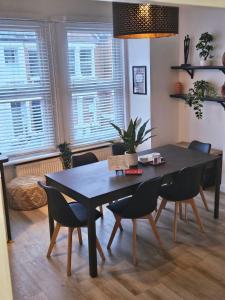 Beautiful London SW12, Flat