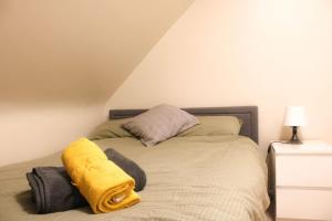 2 bed apartment clan house apartments