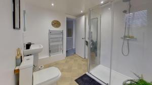 Beautiful London SW12, Flat