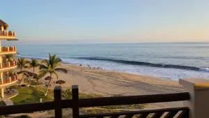 Paradise on the Pacific! - Chano