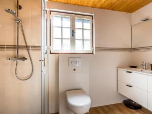 Chalet indépendant près des pistes, 3 chambres, WIFI, parking, belle exposition - FR-1-437-33