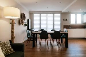 Appartement rénové idéalement situe dans le centre piéton des Sables dOlonne