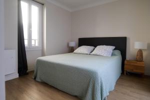 Appartements Appartement renove idealement situe dans le centre pieton des Sables d-Olonne : photos des chambres