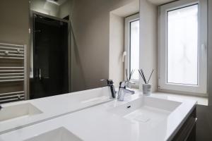 Appartements Appartement renove idealement situe dans le centre pieton des Sables d-Olonne : photos des chambres